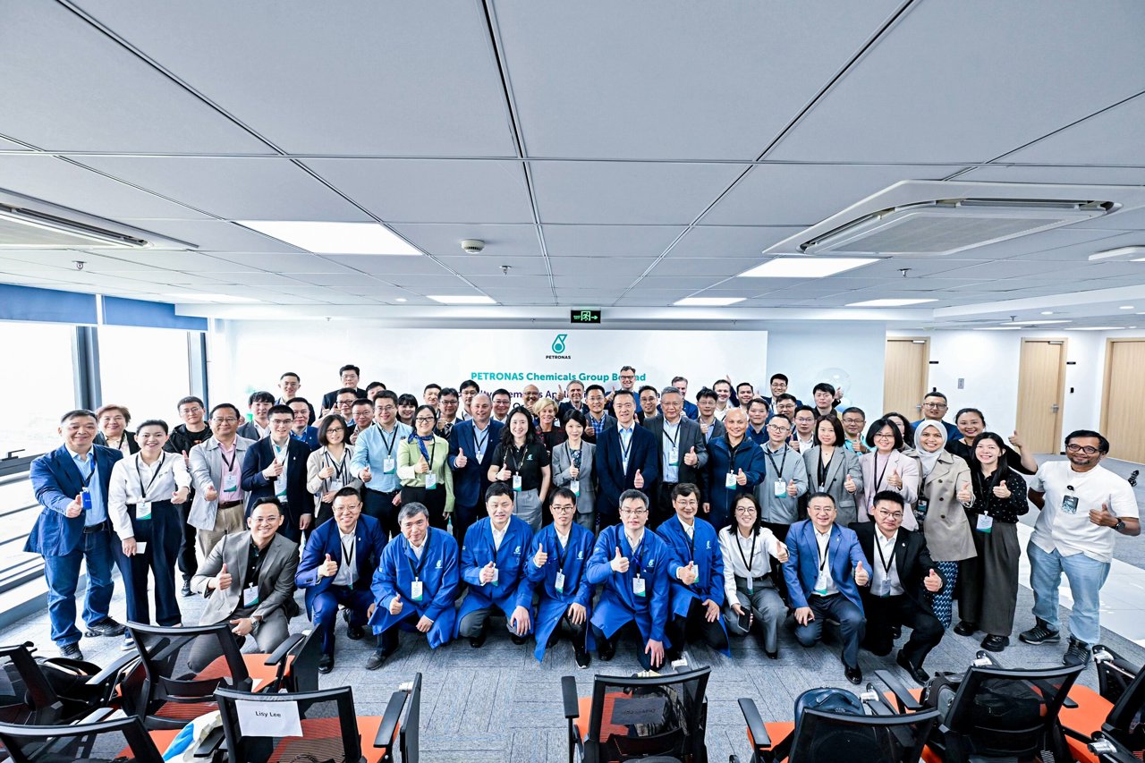 Inauguration of new specialty chemicals laboratory in Shanghai