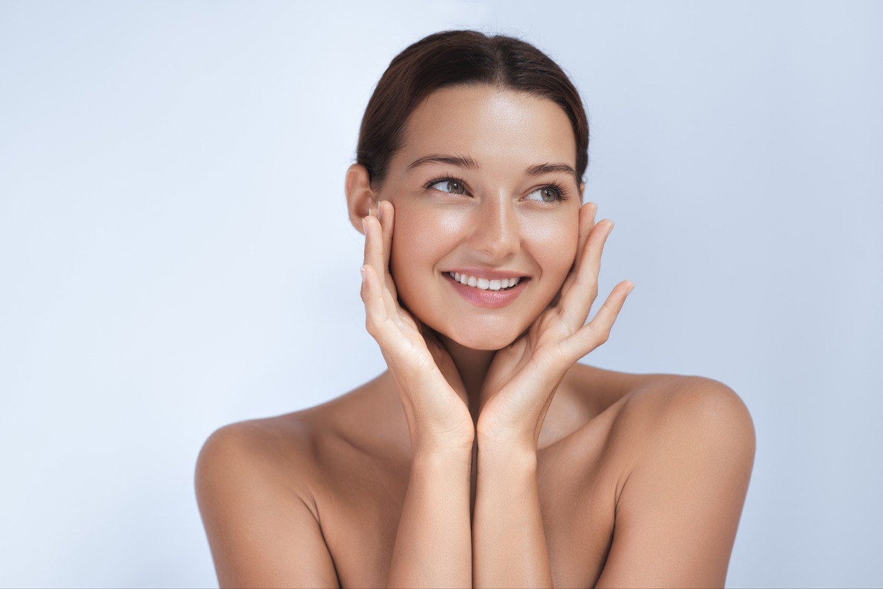 Can a silicone wax be water-soluble, transparent and suitable for acidic formulations?