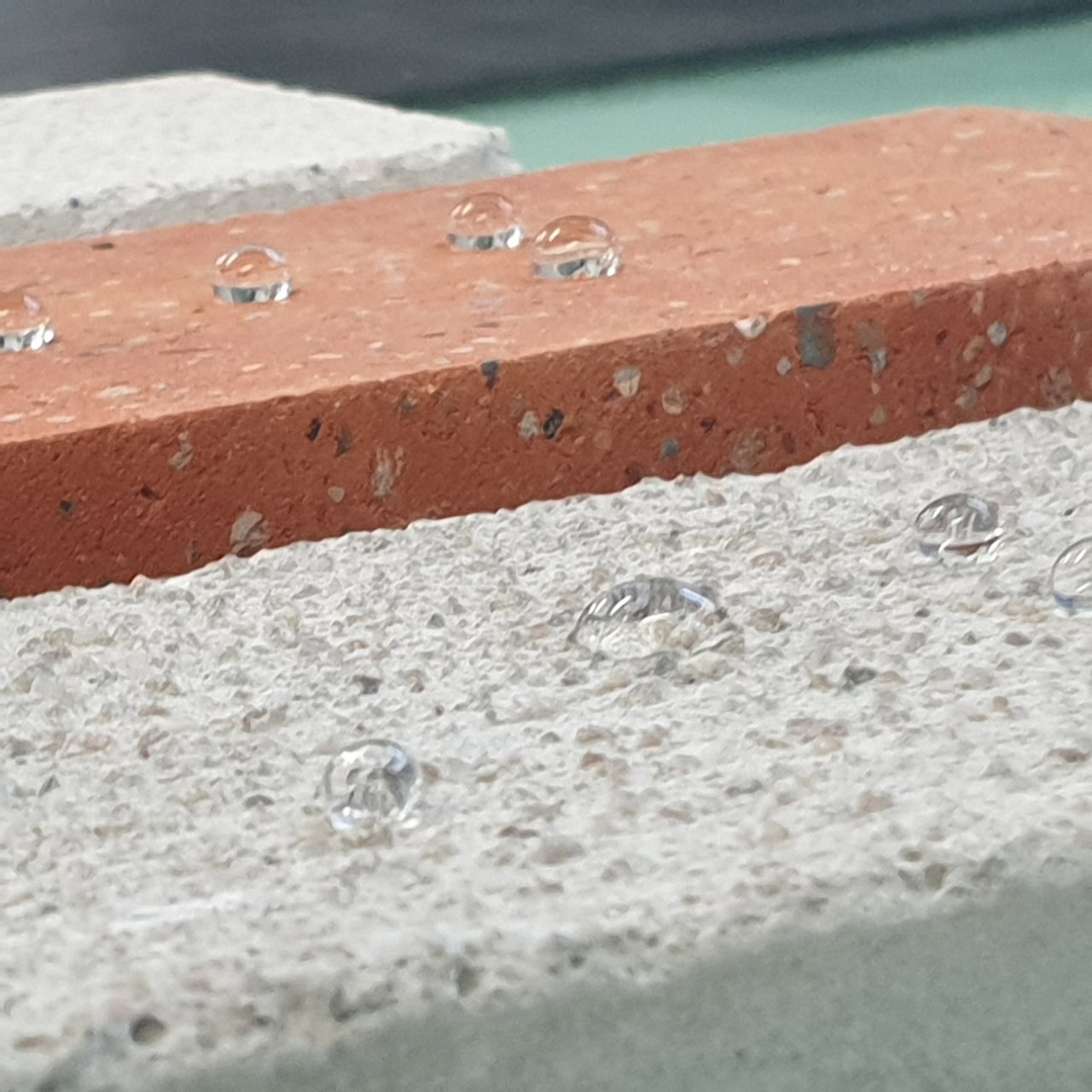 BRB Siloen SR 619 - Solvent dilutable alkylsilane/siloxane based water repellent for masonry